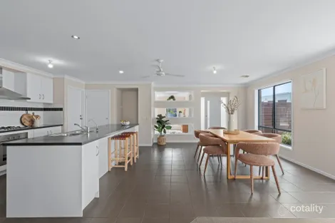 Property photo of 17 Centreside Drive Torquay VIC 3228