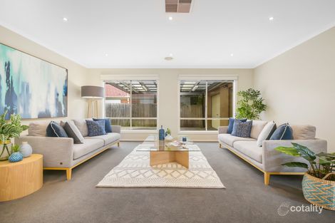 Property photo of 37 Honeyeater Grove Narre Warren VIC 3805