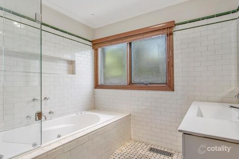 Property photo of 4 Travis Court Berwick VIC 3806