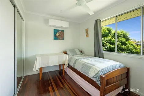 Property photo of 10 Alkina Crescent Boyne Island QLD 4680