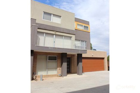 7/5 Strathvea Lane, Caroline Springs, VIC 3023