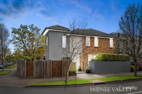 Property photo of 2/2A Navy Close Maribyrnong VIC 3032