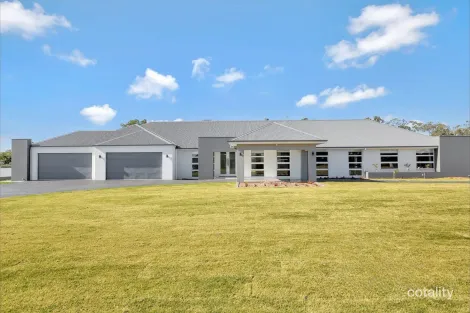 19 Wianamatta Cct, Cattai, NSW 2756