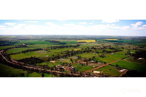 4 Prosser Rd, Woodanilling, WA 6316