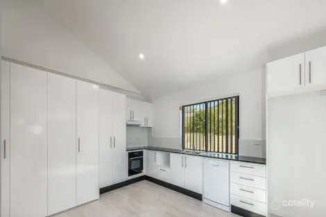 Property photo of 176 Cotlew Street Ashmore QLD 4214