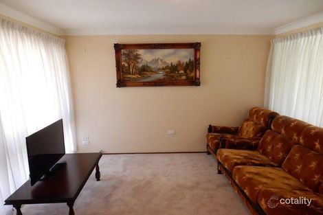 Property photo of 18 Glen Elgin Crescent Edensor Park NSW 2176