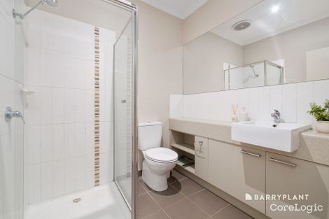 Property photo of 2/172 Purinuan Road Reservoir VIC 3073