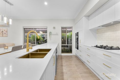 Property photo of 20 Sunstone Circuit Mango Hill QLD 4509