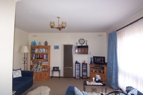 Property photo of 3/27 Nish Street Flora Hill VIC 3550