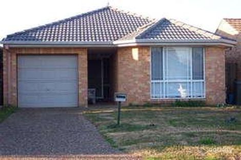 Property photo of 7 Kew Gardens Court Wattle Grove NSW 2173