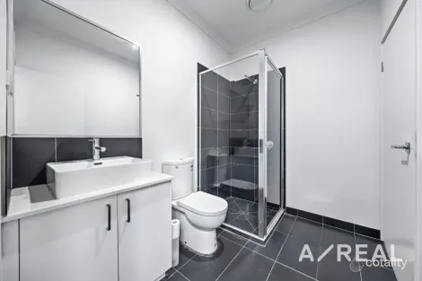 Property photo of 2/62 Meadow Glen Drive Epping VIC 3076