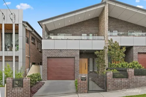 122a Maiden St, Greenacre, NSW 2190