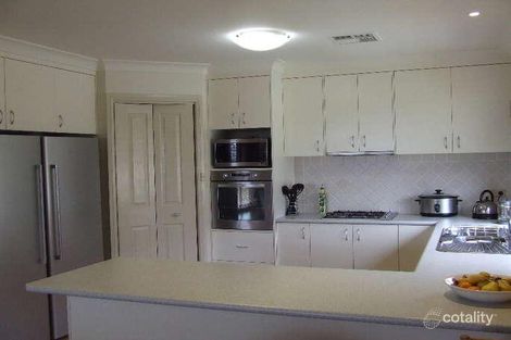 Property photo of 16 Claremont Way Orange NSW 2800