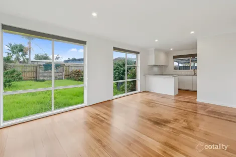 12 Richardson Dr, Mornington, VIC 3931