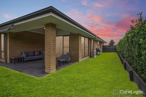 Property photo of 31 Finch Crescent Aberglasslyn NSW 2320