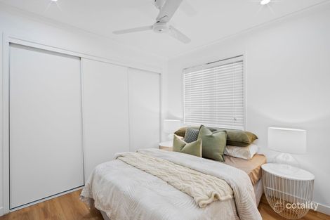 Property photo of 4/21 Henty Drive Redbank Plains QLD 4301