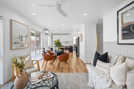 Property photo of 4/21 Henty Drive Redbank Plains QLD 4301