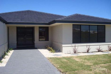 Property photo of 22 Rosewell Green Wanneroo WA 6065