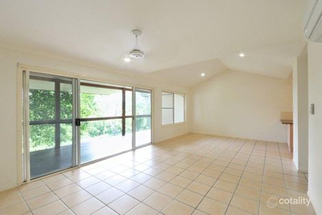 Property photo of 2/15 Macarthur Drive Cannonvale QLD 4802