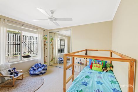Property photo of 44 Faraday Crescent Pacific Pines QLD 4211