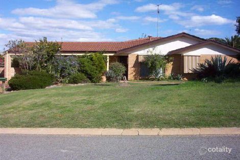 25 Yorrell Pl, Halls Head, WA 6210