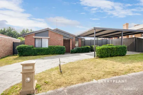 Property photo of 2 Opal Court Narre Warren VIC 3805