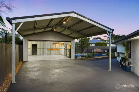 Property photo of 22 Horizon Place Redland Bay QLD 4165