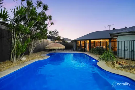 Property photo of 22 Horizon Place Redland Bay QLD 4165