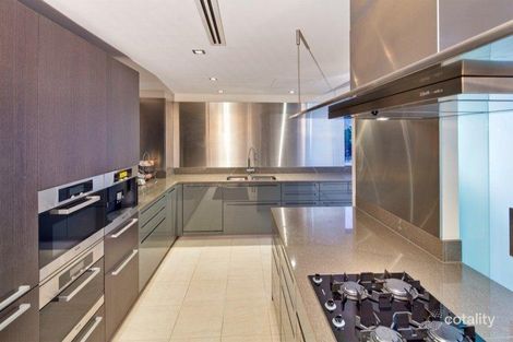 Property photo of 15/1 Macquarie Street Teneriffe QLD 4005