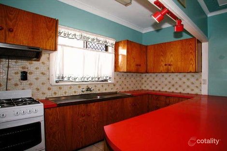Property photo of 316 Northcliffe Drive Lake Heights NSW 2502