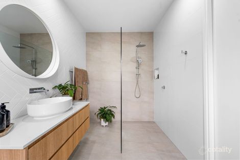 Property photo of 60 The Drive Yamba NSW 2464