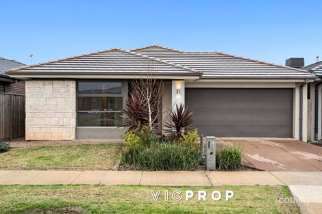 Property photo of 34 Aspera Drive Werribee VIC 3030