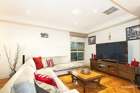 Property photo of 8 Ester Drive Mill Park VIC 3082