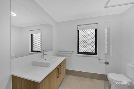 Property photo of 29 Waratah Street Pallara QLD 4110