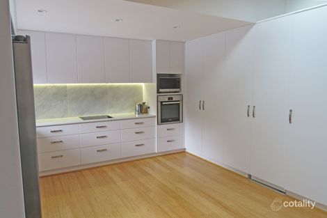 Property photo of 2/84 Malunna Road Lindisfarne TAS 7015