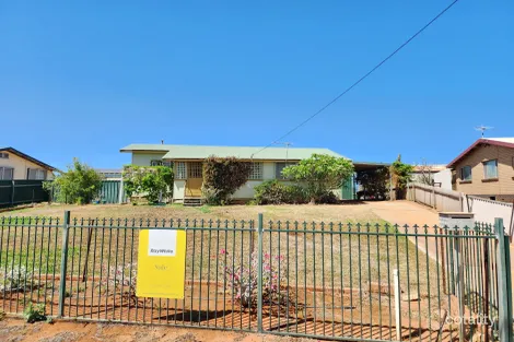 8 Mcleod St, South Carnarvon, WA 6701