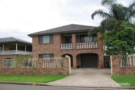 31 Nile St, Fairfield Heights, NSW 2165