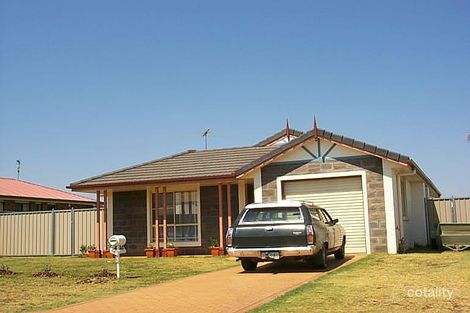 Property photo of 16 Strathconan Drive Glenvale QLD 4350