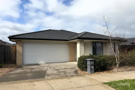 18 TRUNDLE DR, ARMSTRONG CREEK, VIC 3217