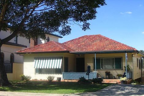 29 Maiden St, Greenacre, NSW 2190