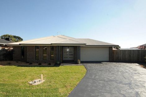 Property photo of 48 Triumph Way Skye VIC 3977