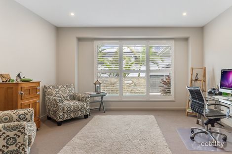 Property photo of 115 Gordon Circuit Seventeen Mile Rocks QLD 4073