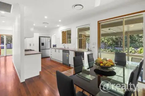 Property photo of 12 Rogers Street Beachmere QLD 4510