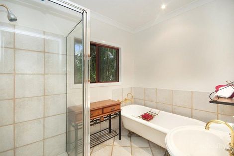 Property photo of 33 Melrose Crescent Kelso QLD 4815