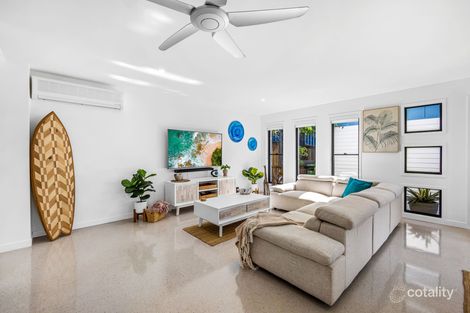 Property photo of 2/4 Deborah Close Mudjimba QLD 4564