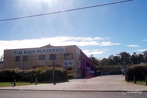 3 Cocos Dr, Bibra Lake, WA 6163