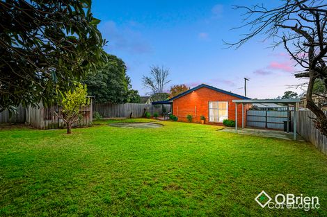 Property photo of 4 Golden Court Frankston North VIC 3200