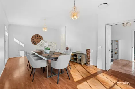 Property photo of 6 Dyson Place Glenmore Park NSW 2745