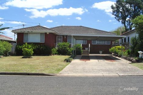 7 Charles St, Guildford West, NSW 2161