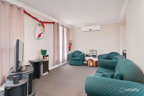 Property photo of 125 Pembroke Road Mooroolbark VIC 3138